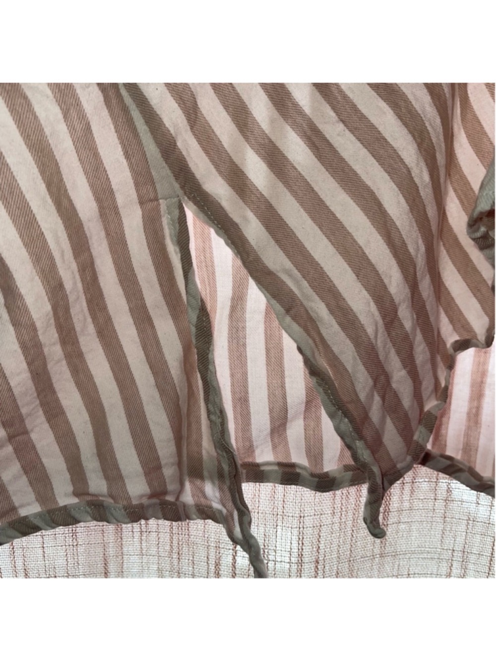 Zac & Rachel Cream & White Striped Button-Up Blouse - Women’s Medium - EUC - Picture 6 of 10